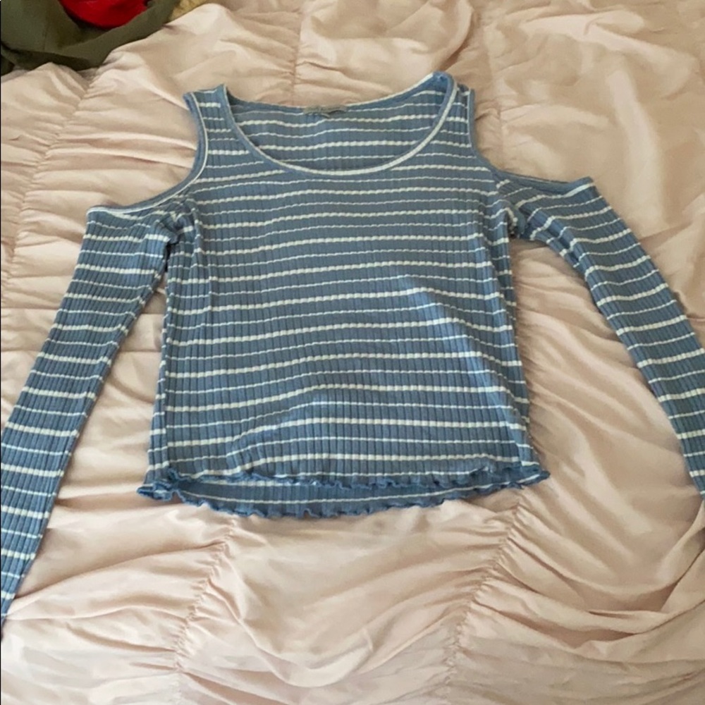 cropped long sleeve